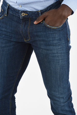 ARMANI JEANS 18cm Slim Fit J06 Jeans L34