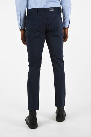 ARMANI JEANS 18cm Slim Fit J06 Jeans L32