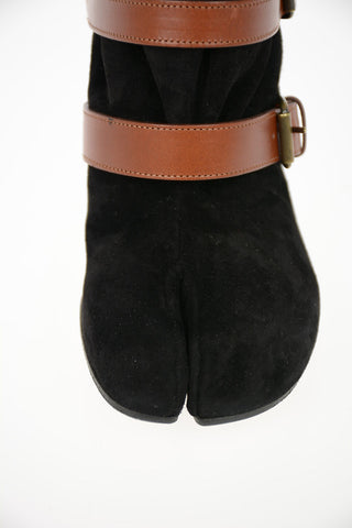MM22 9cm Suede Leather TABI Boots with Buckles 