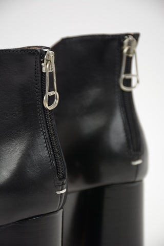 MM22 10cm Leather Open Toe Sandal with Zip Closure
