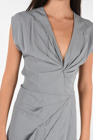 Vestito con scollo a V