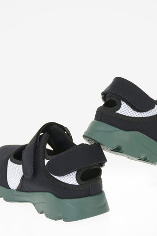 Unstructured Sneakers with Touch Strap Closure