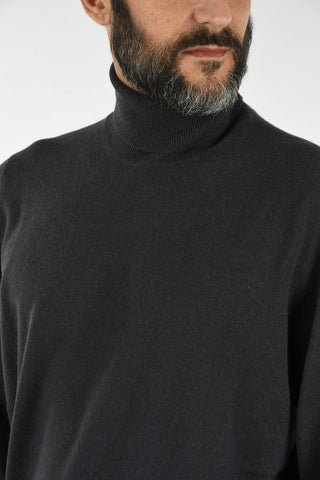 Cashmere Turtle Neck Sweater
