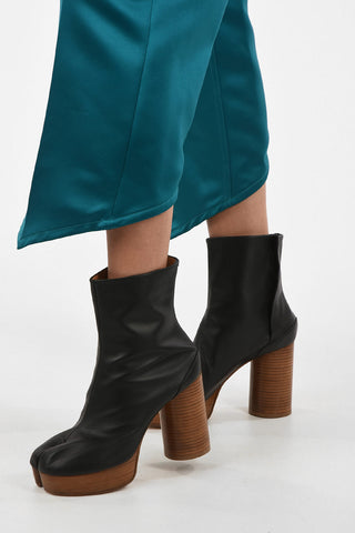 MM6 Satin Single Pleat Capri Pants