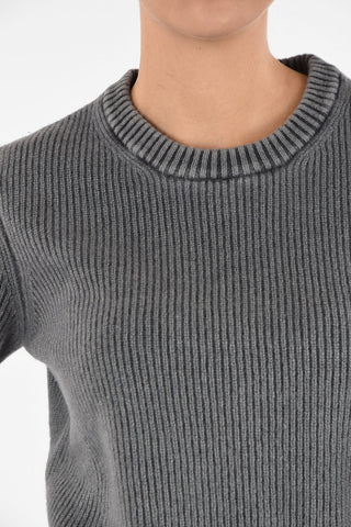 MM0 Ribbed Crew-Neck Sweater