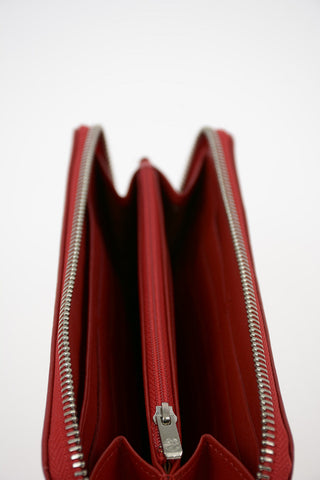 Leather Wallet with Zip Closure