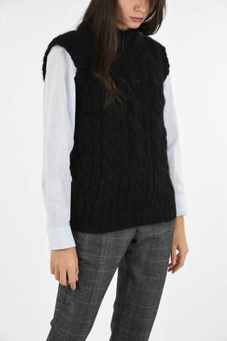 Cable Knit Sleeveless Sweater