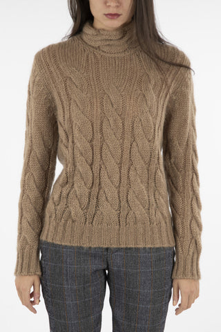 cable knit V-shape sweater