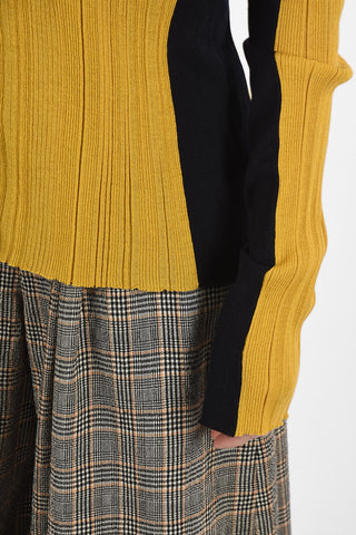 MM1 Ribbed V-Neck Cardigan