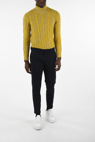 Mid-Rise Pants with Single Pleat 