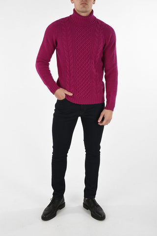 Wool Turtle-neck Sweater  