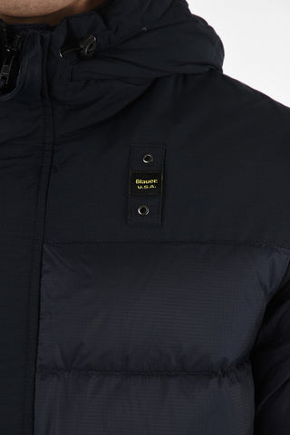 down jacket with extractable Hood