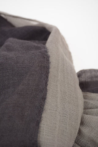Sciarpa LERA in Cashmere e Seta con Frange 140x140cm
