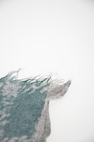 140x130cm Check OSCAR Scarf with Fringe