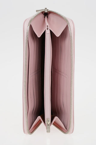 Zip Closure Leather Wallet