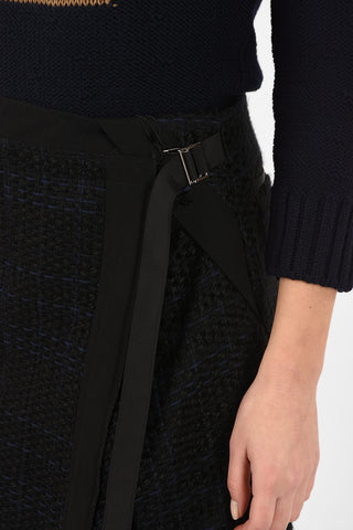 hopsack wrap skirt with Lace Petticoat