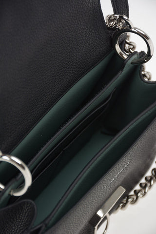 Borsa a Spalla in Pelle Martellata con Catena