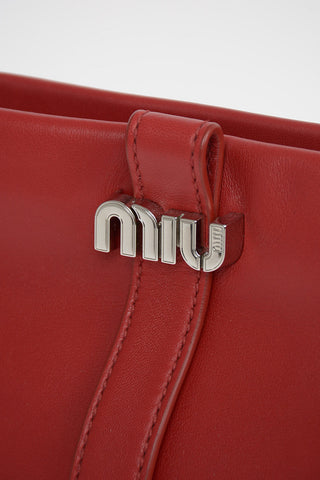 Pouch in Nappa Con Catena Removibile