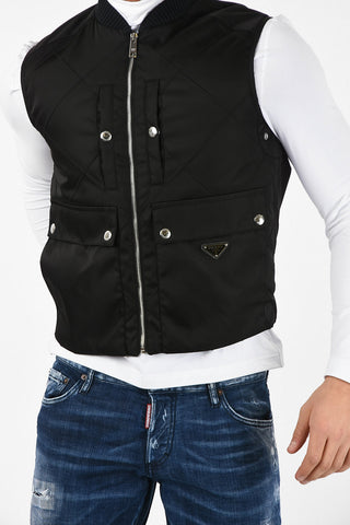 full zip sleeveless jacket