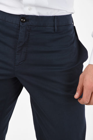 Tight Fit chinos