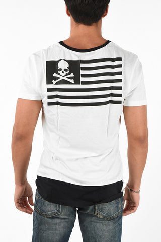 v-neck FLAG t-shirt