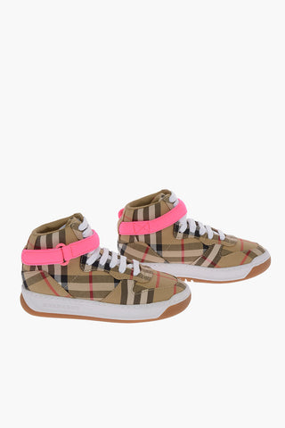 Check HighTop Snakers with leather Details