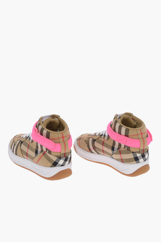 Check HighTop Snakers with leather Details