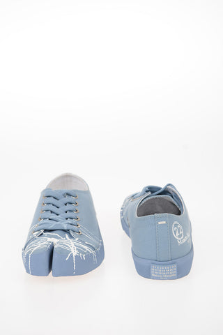 SPRAY-PAINTING TABI PAINT CANVAS SNEAKERS