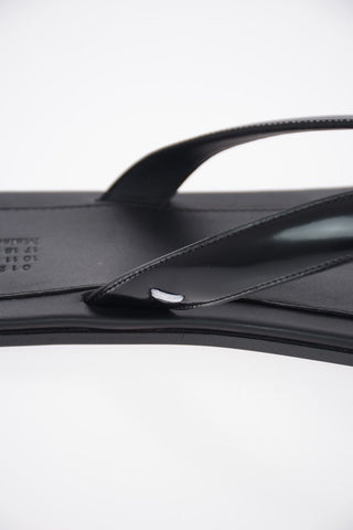MM22 Leather TABI Flip Flop