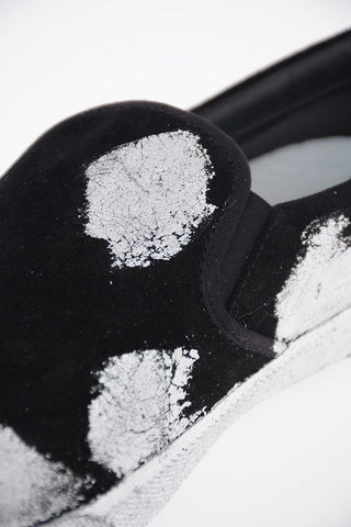 MM22 Suede Leather TABI Slip On Sneakers with Metal Details