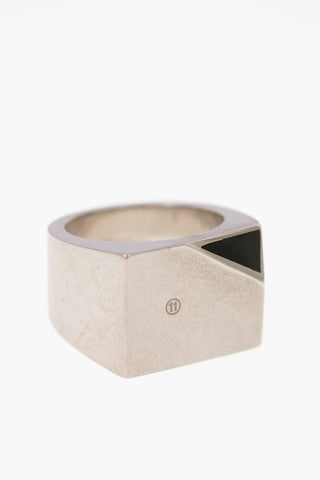 MM11 Silver ring with geometric faceteed
