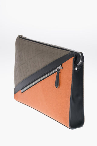 Clutch in Pelle e Canvas Monogram con Tasca Esterna 