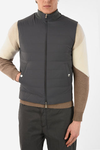 Reversible Sleeveless Down Jacket with Zip Closure
