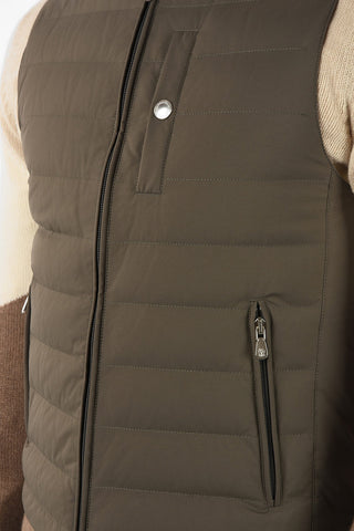 Piumino Smanicato con Chiusura Zip
