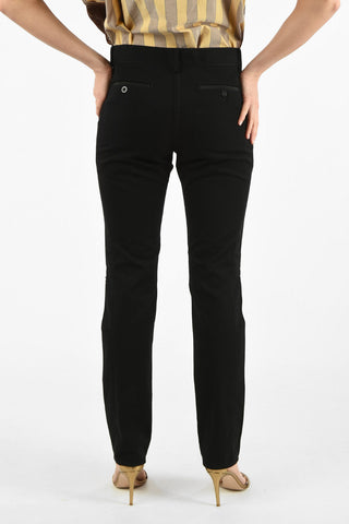 Tapered jeans with visible Seams