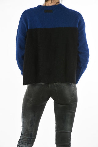 Side split M-AIRY Cropped Sweater