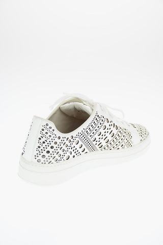 Sneakers in Vernice con Decori Laserati