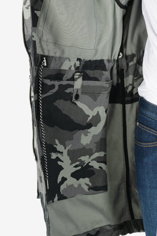 ARMANI EXCHANGE Camouflage Utility Jacket with Hood