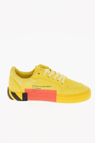 solid color LOW VULCANIZED sneakers with contrasting details