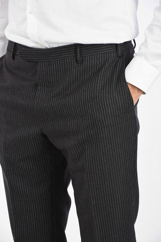 CC COLLECTION RIGHT pinstriped virgin wool suit