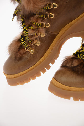 Sheepskin Hiking Boots with Track Sole