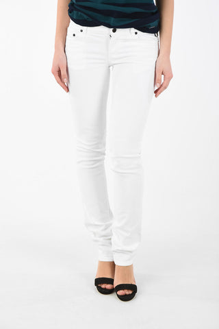 Mid-rise waist Regular fit jeans