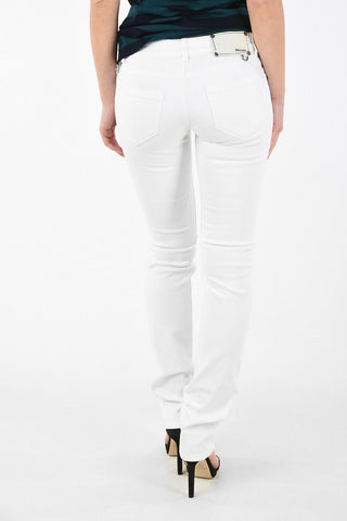 Mid-rise waist Regular fit jeans