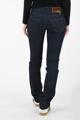 Mid-rise waist Regular fit jeans