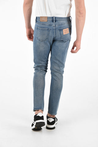 slim fit jeans with Applied Patches