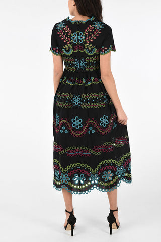 Vestito in Cotone con Ricamo Floreale e Sottoveste