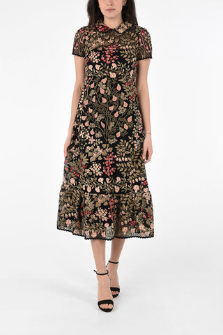 Vestito a Maniche Corte con Ricamo Floreale e Sottoveste