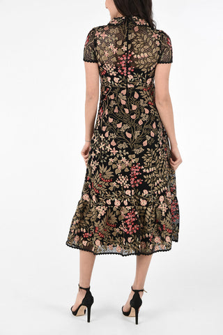 Vestito a Maniche Corte con Ricamo Floreale e Sottoveste