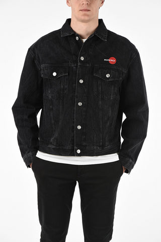giubbotto in denim con logo ricamato