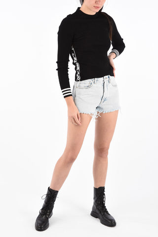 Shorts in Denim con orlo sfrangiato